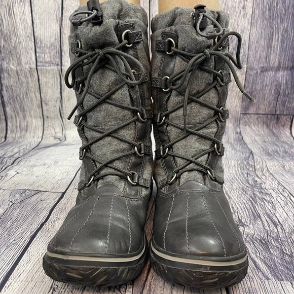 Lucky Brand Lace Up Duck Boot Women's Faux Fur Lined Winter Rain trail Boot Gray - Picture 6 of 12